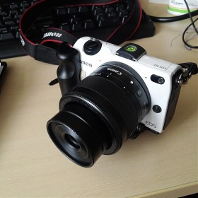 Ef-m 28mm macro  ϴ..