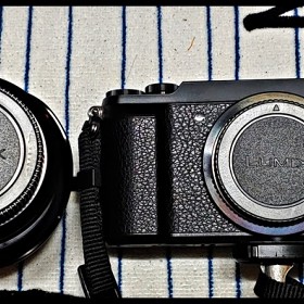 Camera Rear Lens Cap + Body Cap