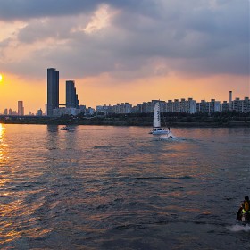 [SD Quattro +  18-300mm] Ѱٸ 亣